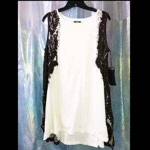 Moyuru Long Tunic Top in Black & White- 100% Cotton - NWT - size MED